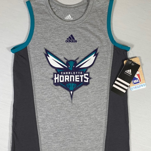 CHARLOTTE HORNETS SHIRT KIDS MEDIUM 5/6 NBA ADIDAS GRAY